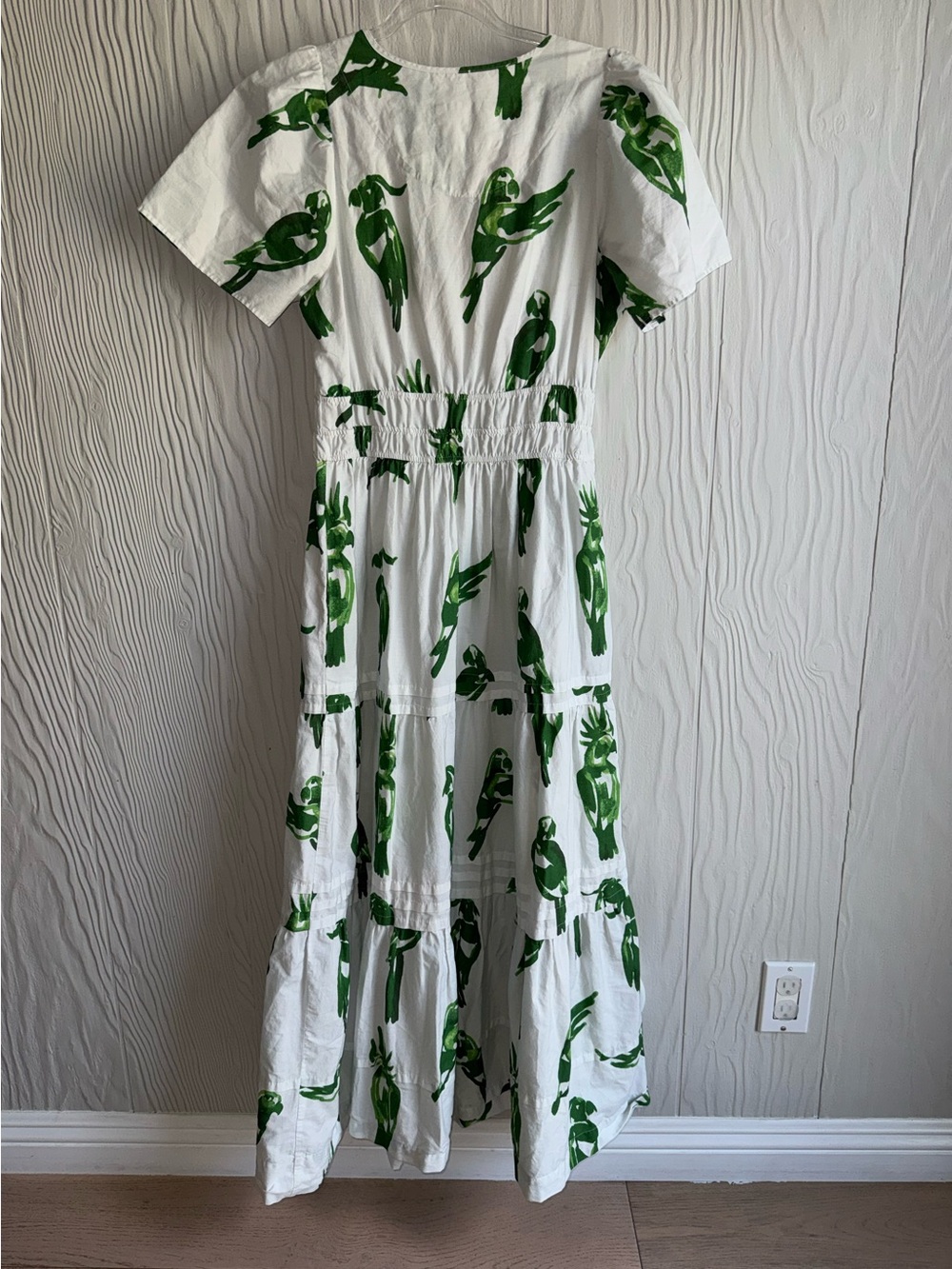 Anthropologie The Somerset Maxi Dress Green & White Parrot Print Tiered Sz: M - Picture 4 of 10